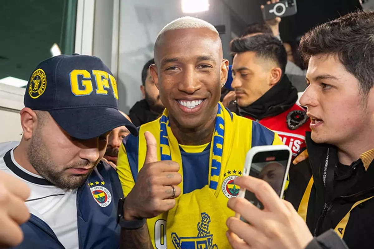 Fenerbahçe'ye Talisca'dan yılın ilk müjdesi: Anında kabul etti
