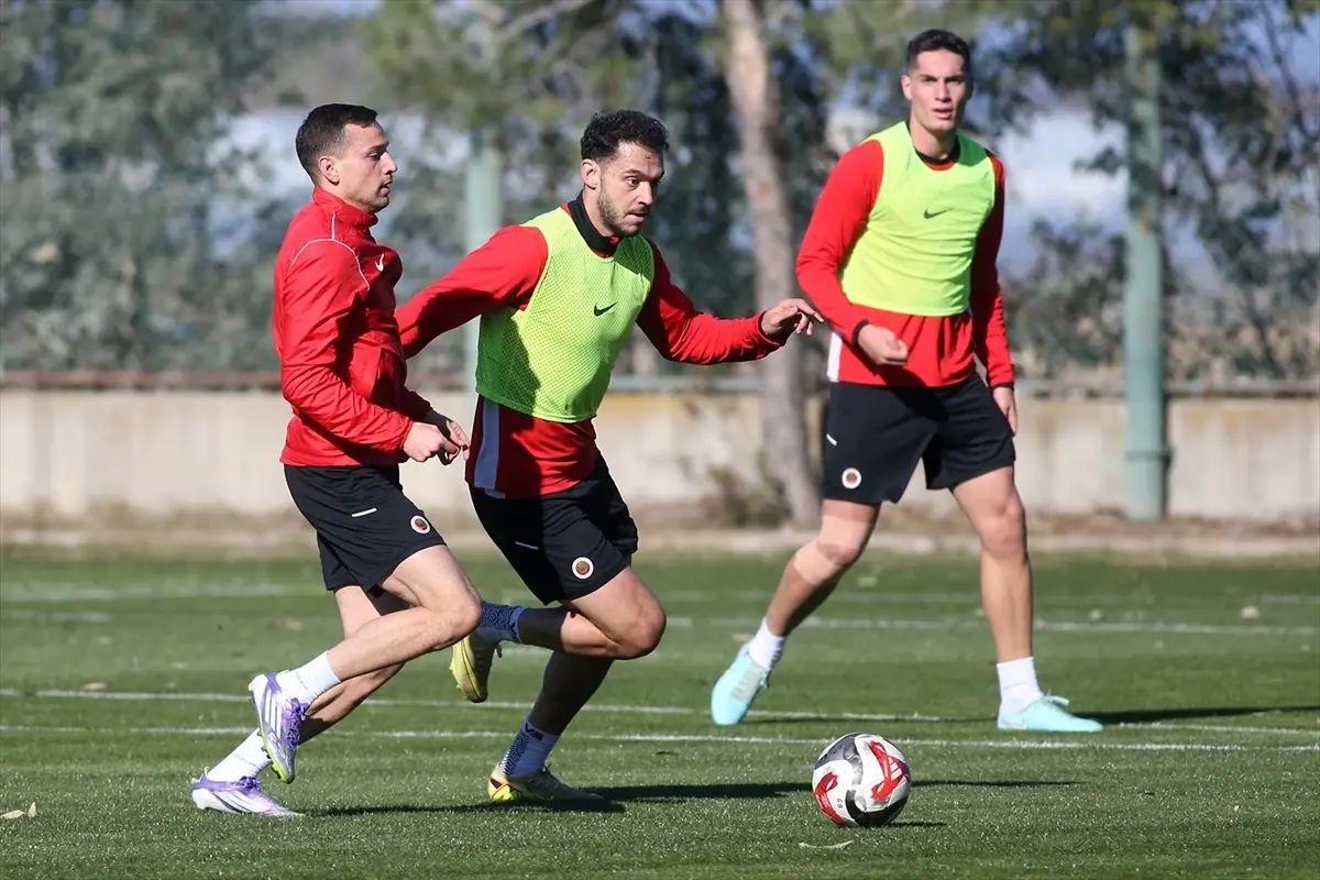 Gençlerbirliği, ligin ikinci yarısının hazırlıklarına Antalya'daki kampta başladı