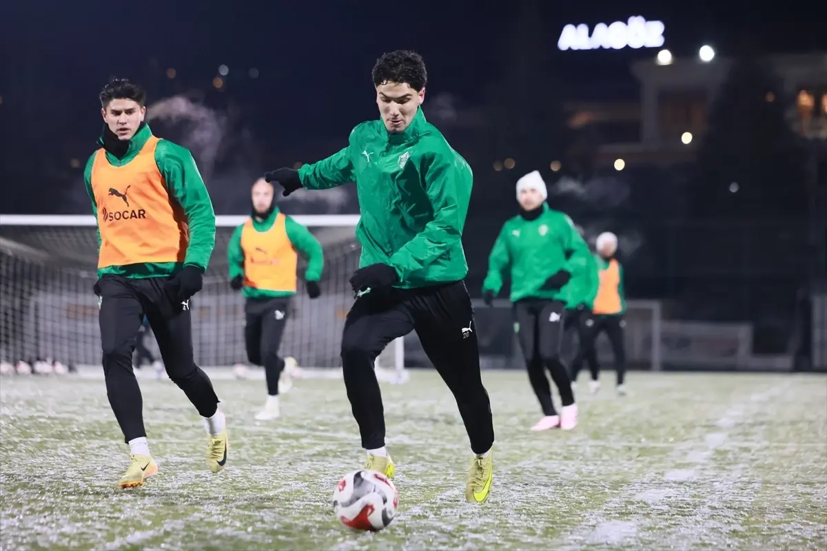 Iğdır FK, Sarıyer maçının hazırlıklarına başladı