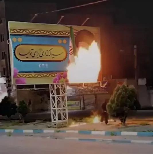 İran'dan "Ateş etmeye hazırız" diyen ABD'ye rest: Üslerini vururuz 4 iran dan ates etmeye haziriz diyen abd ye rest 19419591 1395 m