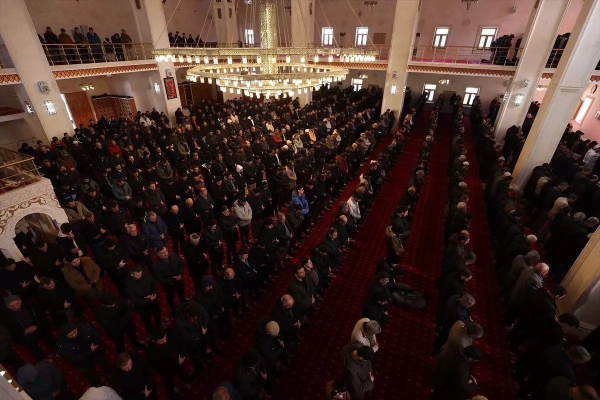 Mardin ve Batman'da Gıyabi Cenaze Namazı
