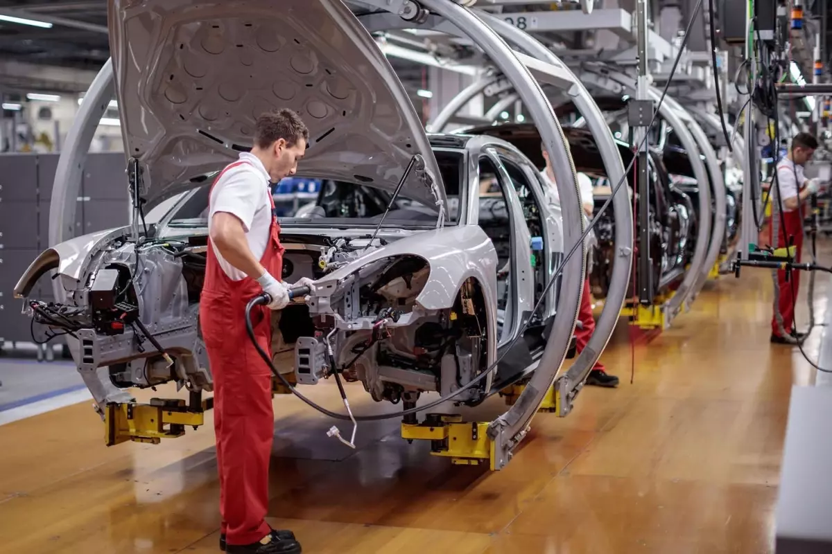 Otomobil devi 173 binden fazla aracı geri çağırıyor