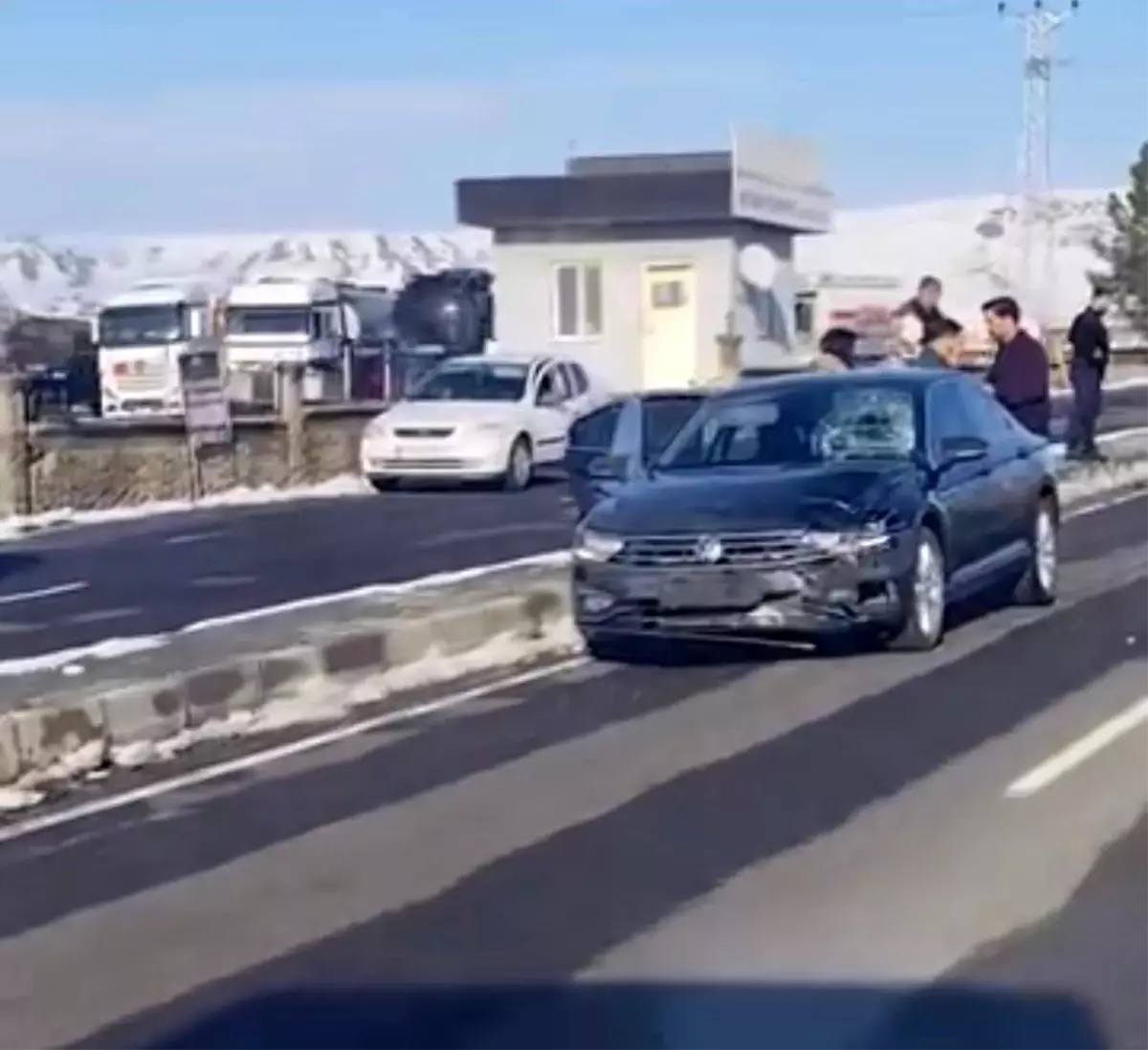 Otomobilin çarptığı yaya olay yerinde hayatını kaybetti