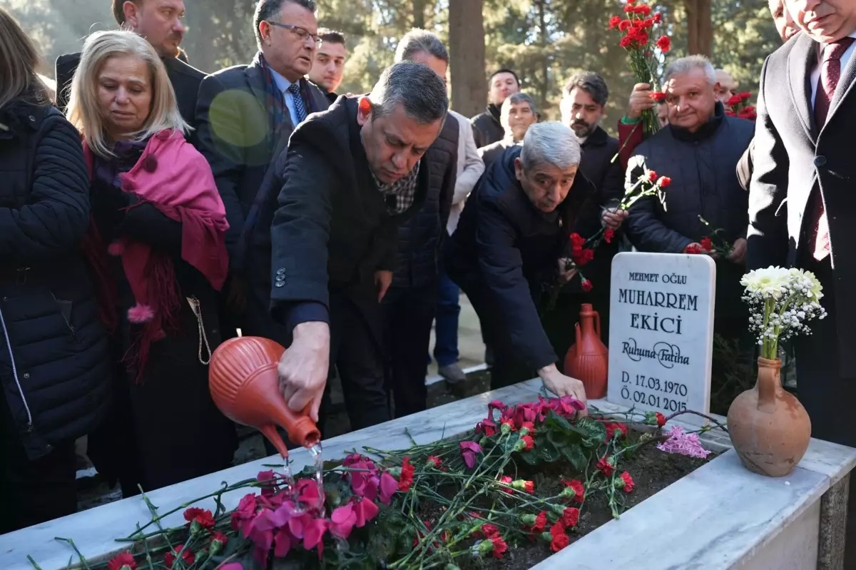 Özgür Özel: Kim Gazze için yürüyorsa izin versinler