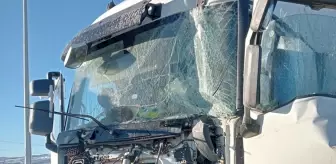 Samsun'da üç aracın karıştığı trafik kazasında 6 kişi yaralandı