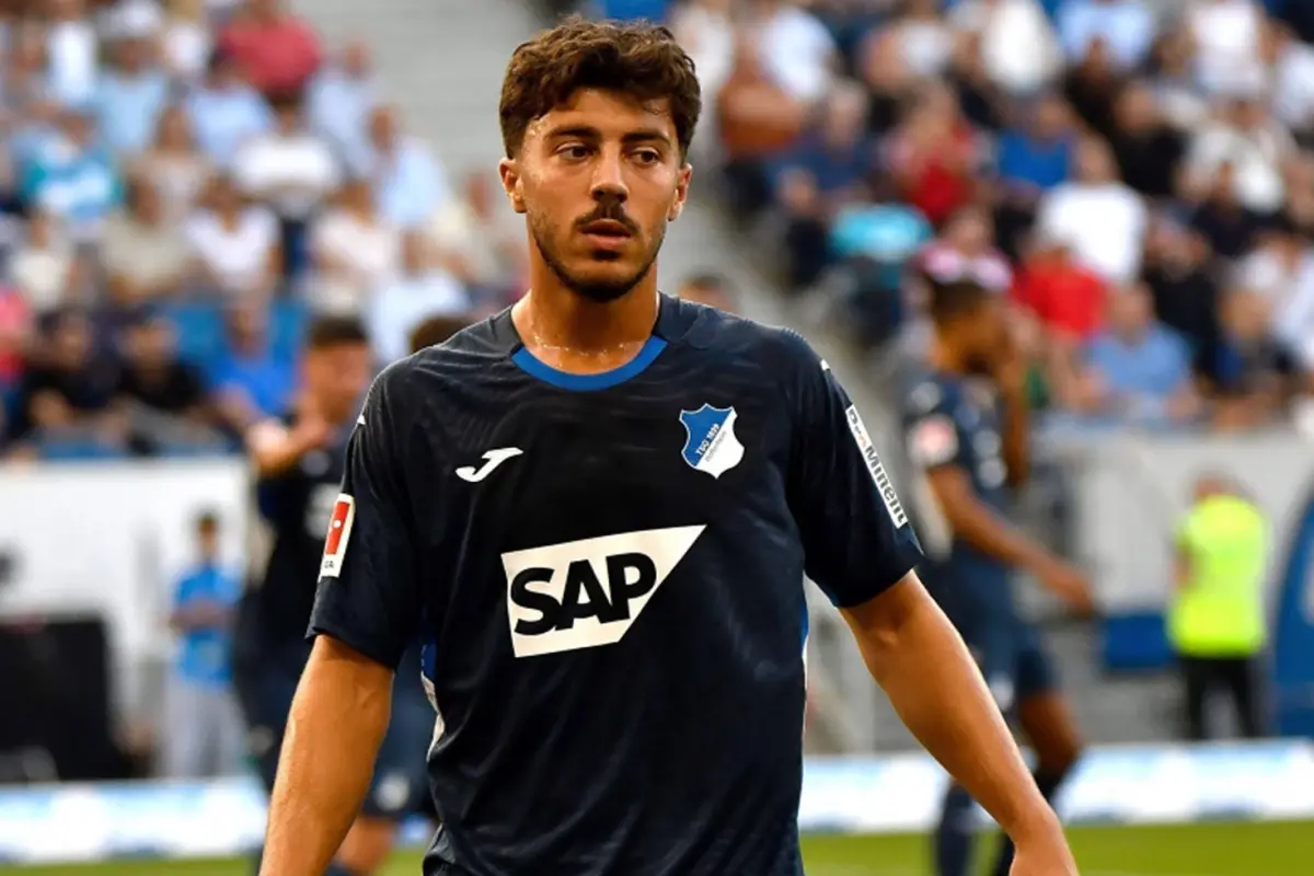 Galatasaray ile anılan Umut Tohumcu, yeni takımına imzayı attı