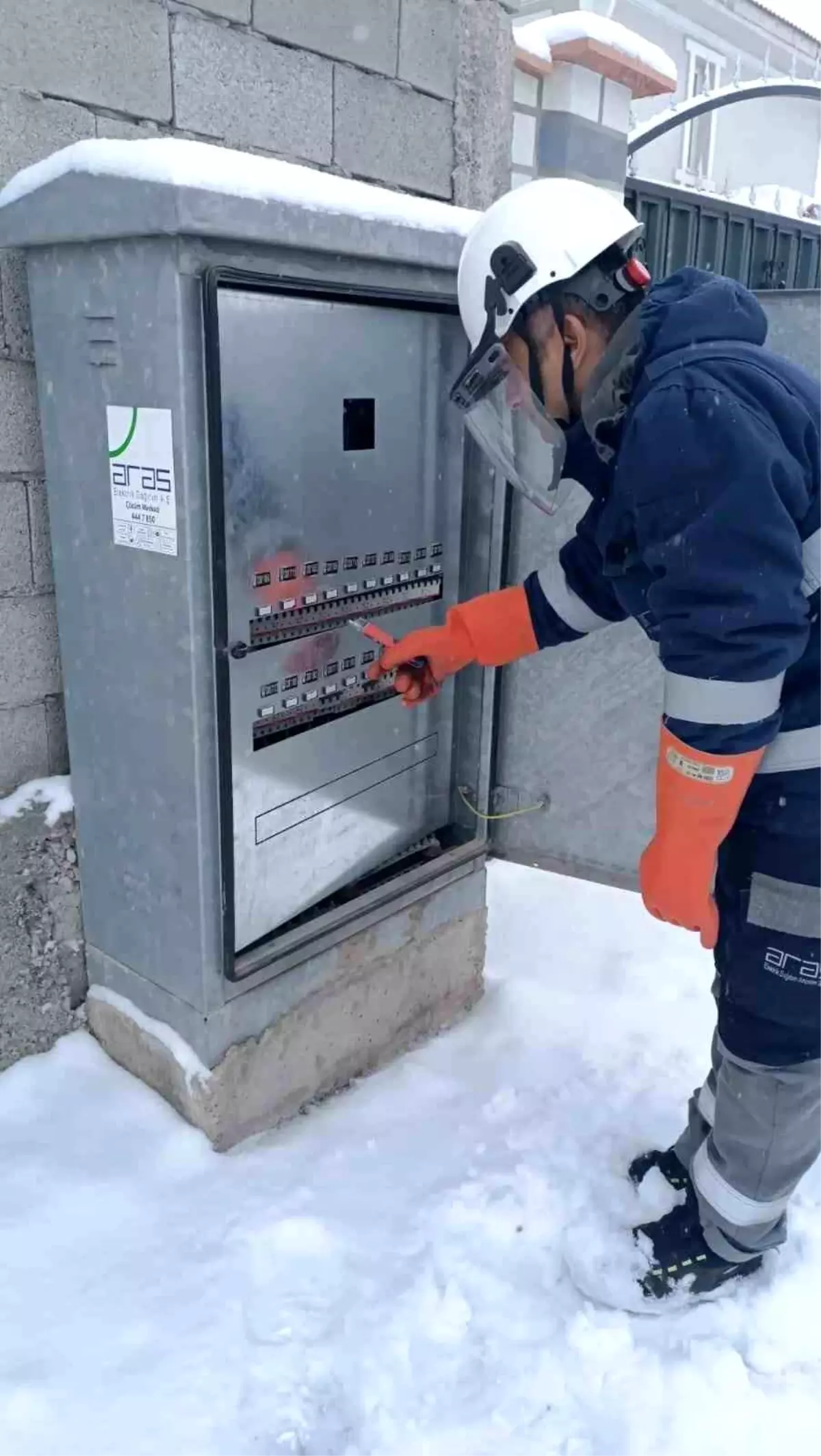 Aras EDAŞ'tan yeni yıla kesintisiz enerji mesaisi