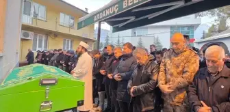 Artvin'de çığda hayatını kaybeden çobanın cenazesi defnedildi