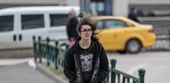 Bursa'da kuvvetli rüzgar hayatı olumsuz etkiledi