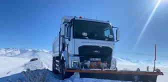 Büyükşehir Belediyesi ekipleri, 266 kırsal mahalle yolunu ulaşıma açtı