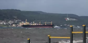 Çanakkale Boğazı kuvvetli lodos nedeniyle transit gemi geçişlerine kapatıldı