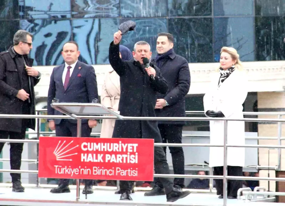 CHP Genel Başkanı Özgür Özel: 'Dünyaya sesleniyorum, Trump'ın düzeni dünya düzeni olamaz'