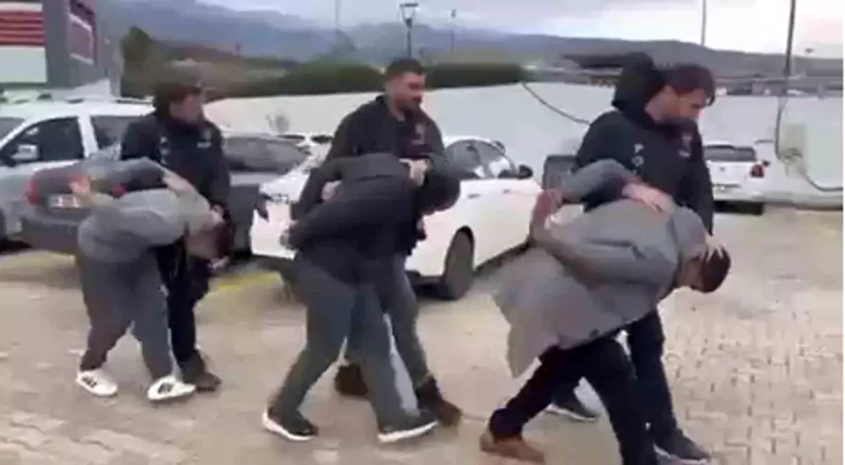 İskenderun'da asayiş operasyonu; 3 tutuklama