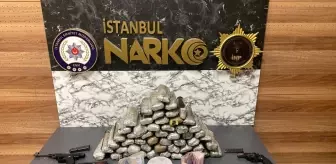 İstanbul ve Yalova'daki uyuşturucu operasyonunda gözaltına alınan 5 zanlı adliyede