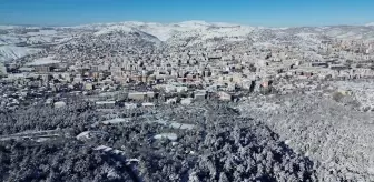 Karla kaplanan Yozgat Çamlığı Milli Parkı dron ile görüntülendi