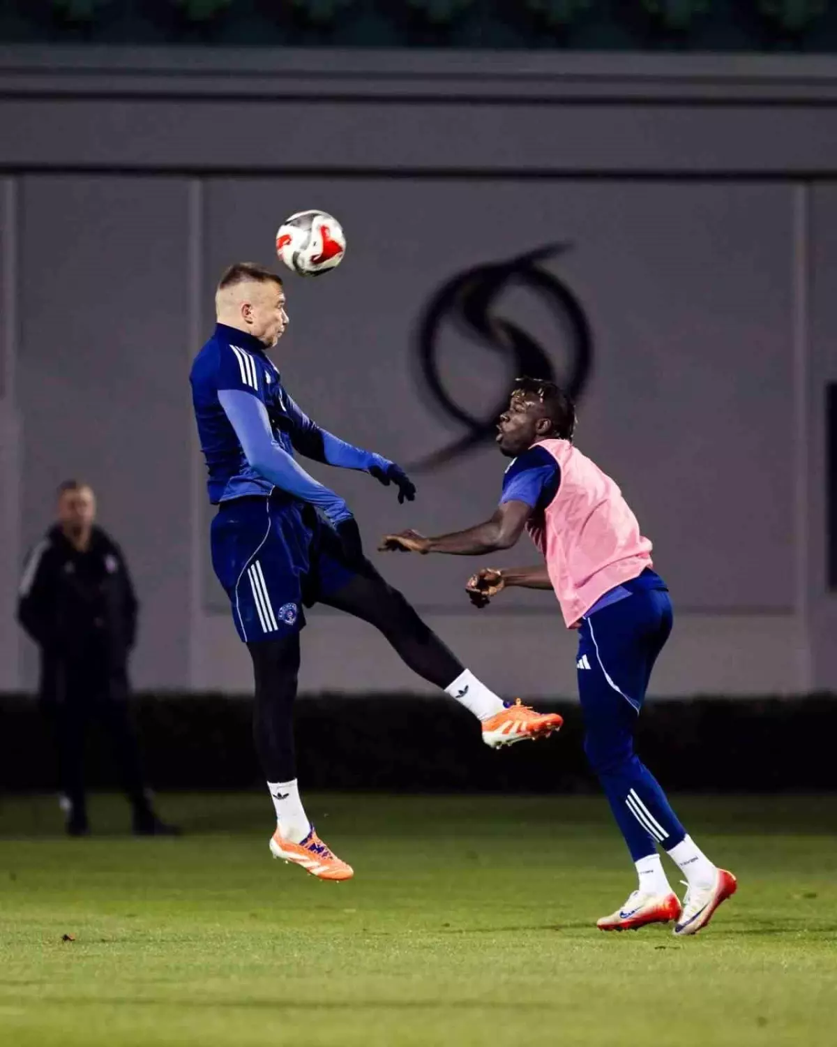 Kasımpaşa'da devre arası hazırlıkları sürüyor