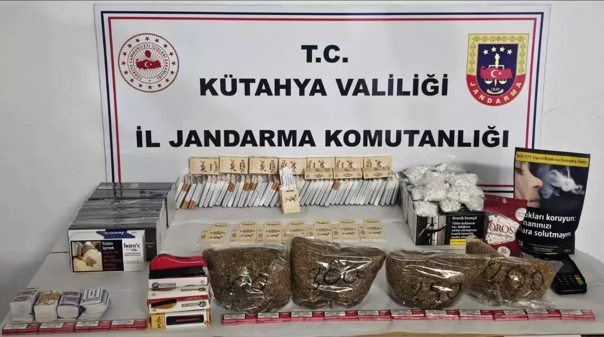 Kütahya'da jandarmadan kaçak tütün operasyonu
