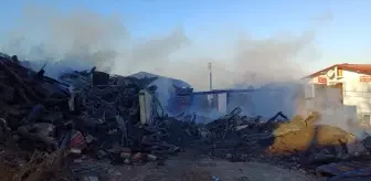 Samsun'da iki ev yangın sonucu kullanılamaz hale geldi