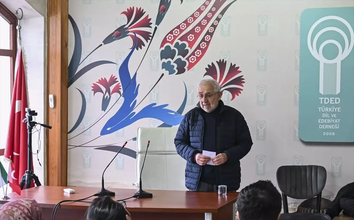 'TDED Yazarlık Mektebi' kapanış töreniyle sona erdi