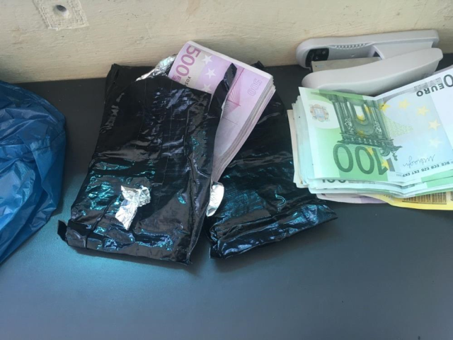 turkiye ye gelmek isteyen tirlardaki 85 bin euro 19420873 1480 m