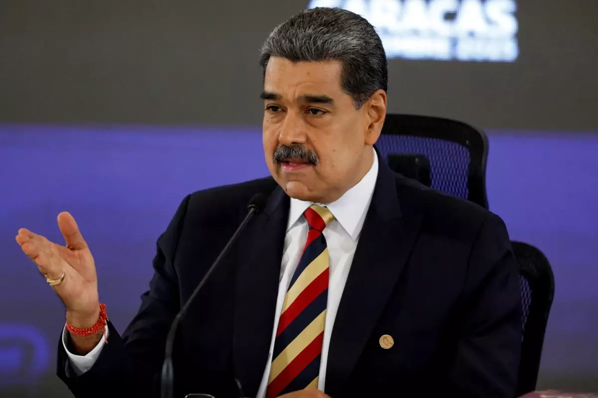 Venezuela Devlet Başkanı Maduro ve eşi New York’a götürülüyor