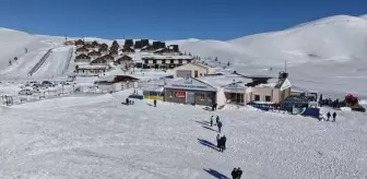 Yedikuyular Kayak Merkezi misafirlerini ağırlamaya başladı