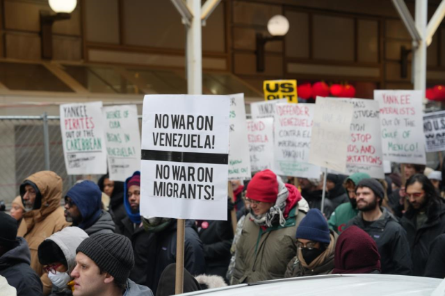 Thousands of people took to the streets in the U.S. for Venezuela: Fight for oil