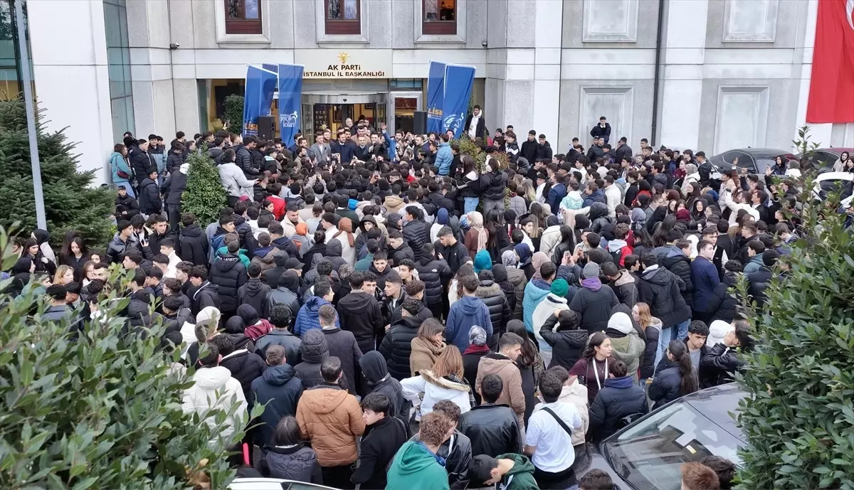 AK Parti İstanbul İl Gençlik Kollarından "Lise Başkanları Buluşması"