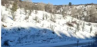 Beypazarı'nda kar nedeniyle ulaşıma kapalı yol kalmadı