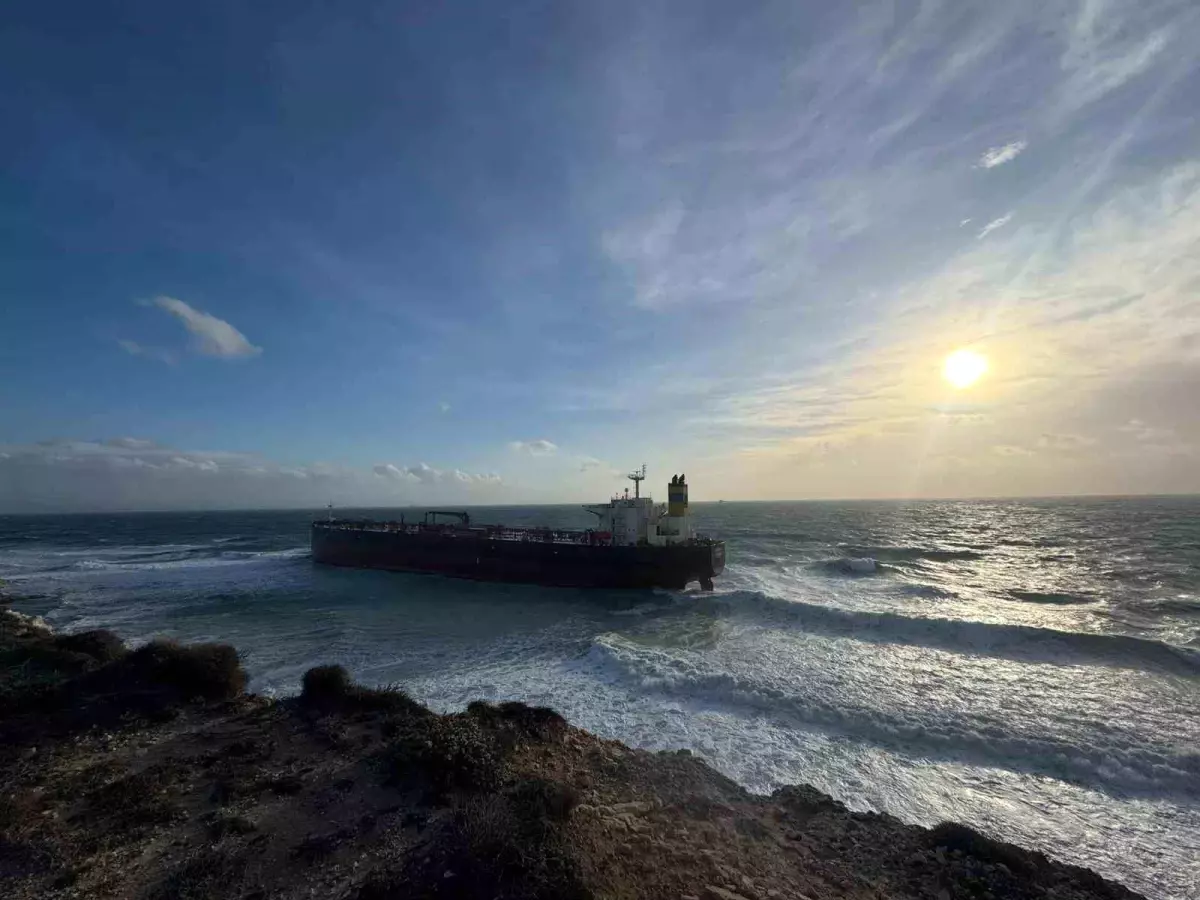 Bozcaada açıklarında karaya oturan tankerin 19 Aralık'ta Akdeniz'de vurulduğu ortaya çıktı