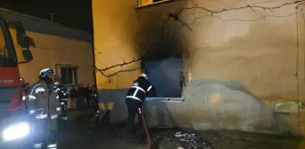 Bursa'da 2 katlı evde çıkan yangın söndürüldü