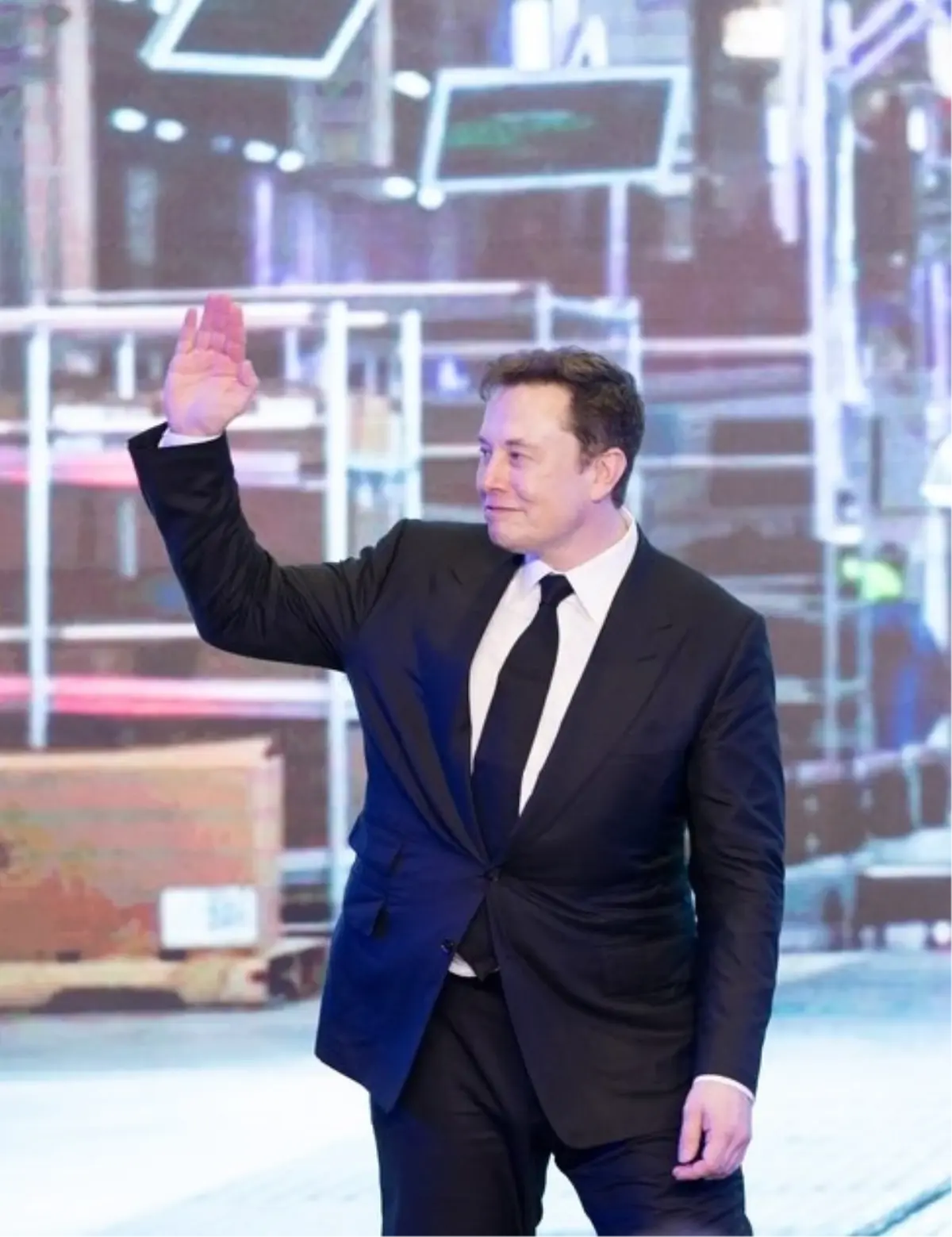 Elon Musk'tan Venezuela'ya ücretsiz internet