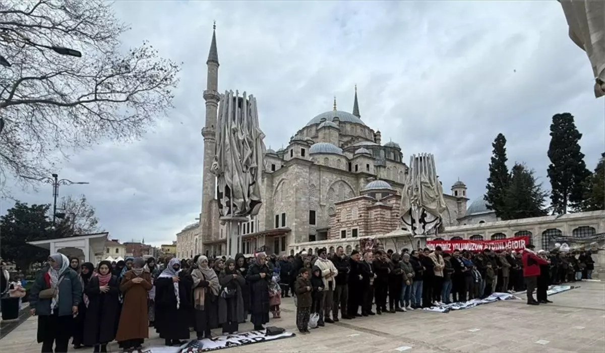 Ebu Ubeyde için Gıyabi Cenaze Namazı