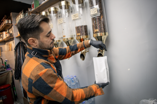 The young entrepreneur who received coffee-making training sends products to 8 countries