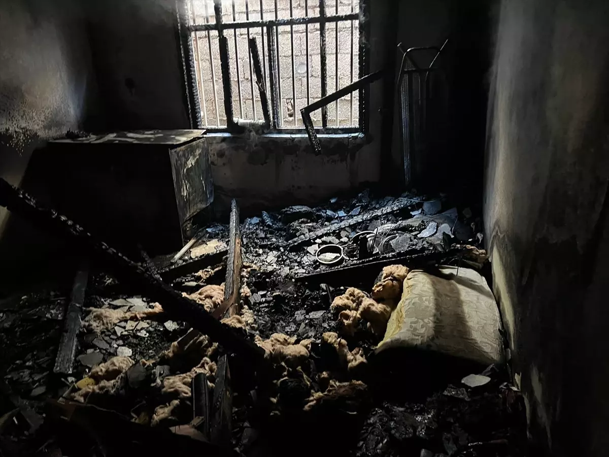 Mardin'de bir evde çıkan yangın söndürüldü