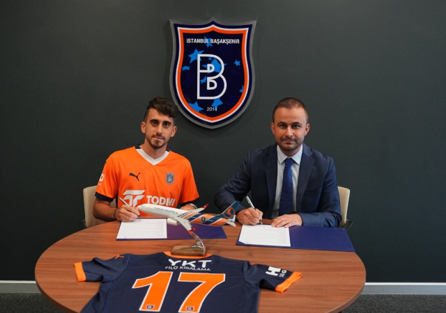 من أين إلى أين! العنوان الجديد لأومر فاروق بيياز يتحدث عنه كثيراً