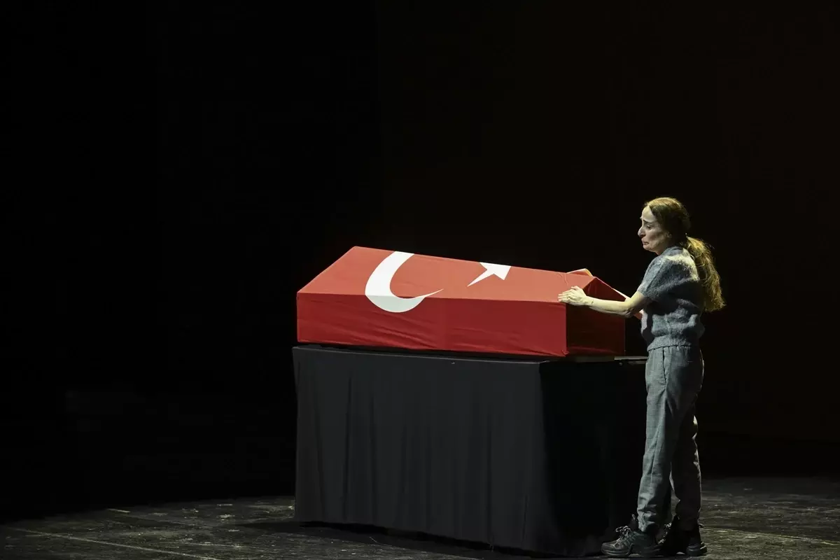 Opera sanatçısı Prof. Dr. Mesut İktu son yolculuğuna uğurlandı