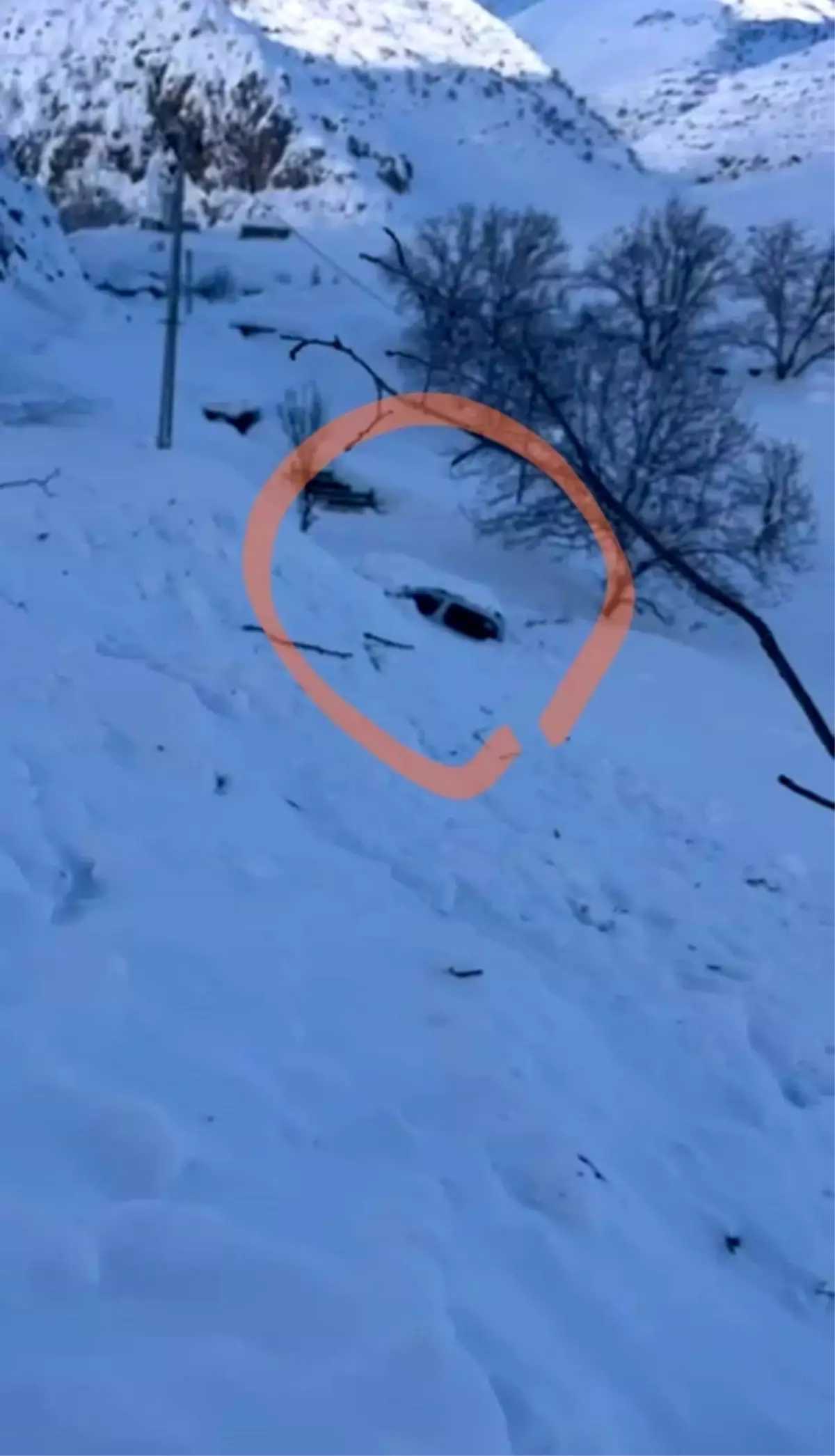 Şırnak'ta 5 kişinin yaşadığı eve çığ düştü