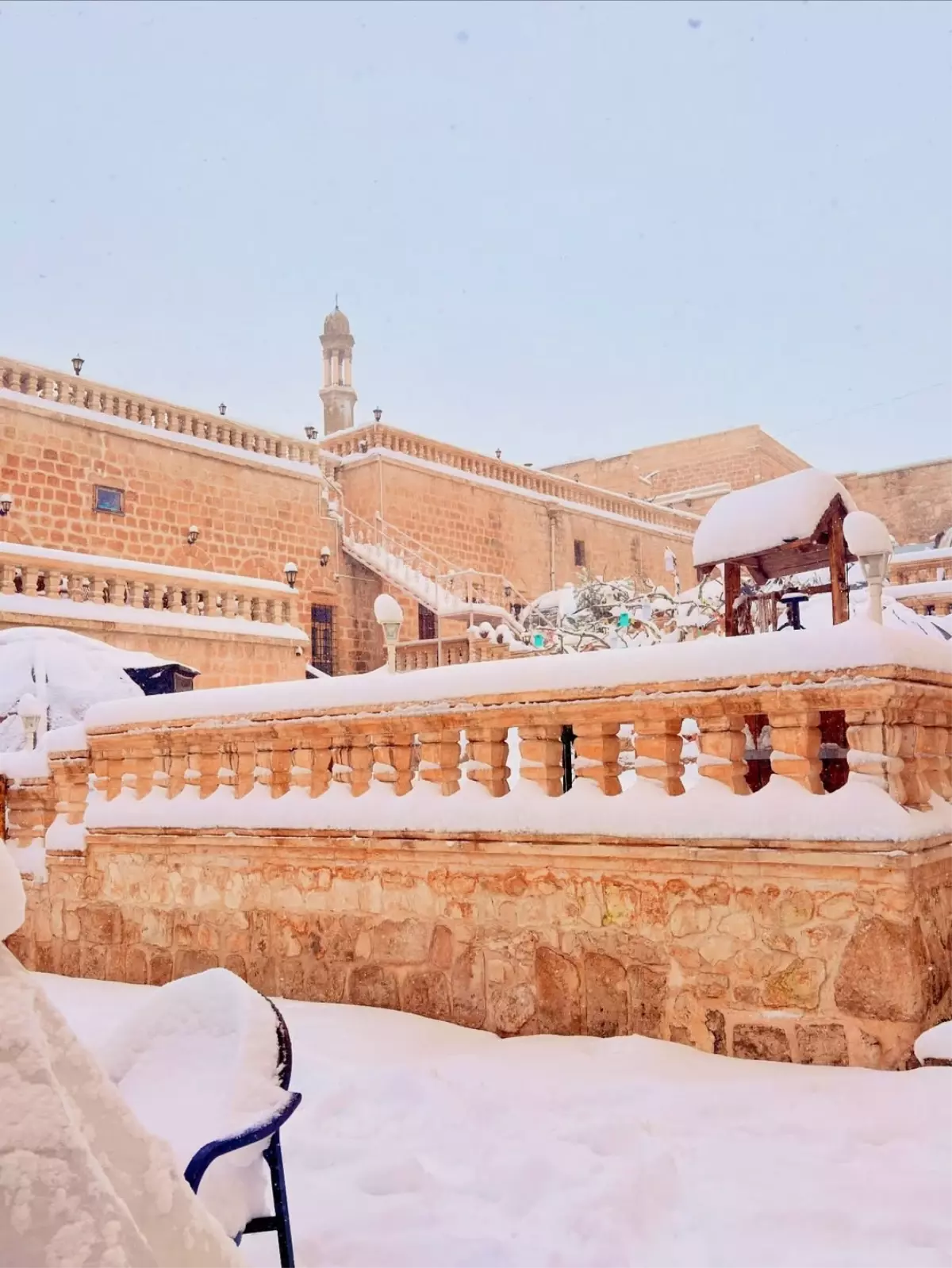 Uzak Şehir'e kar yağdı