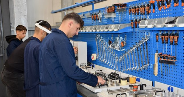 2026 Ocak teknisyen maaşı ne kadar oldu? 2026 TÜİK Aralık enflasyonuna göre güncel teknisyen maaşları!