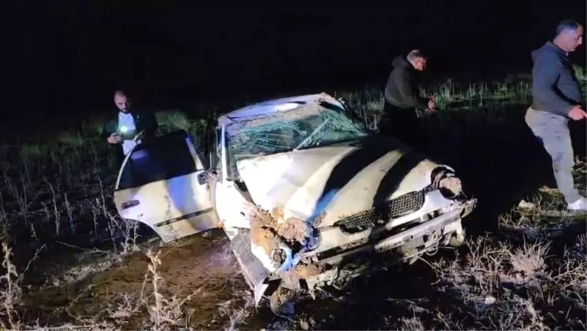 Aksaray'da kontrolden çıkan otomobil takla attı: 3 yaralı