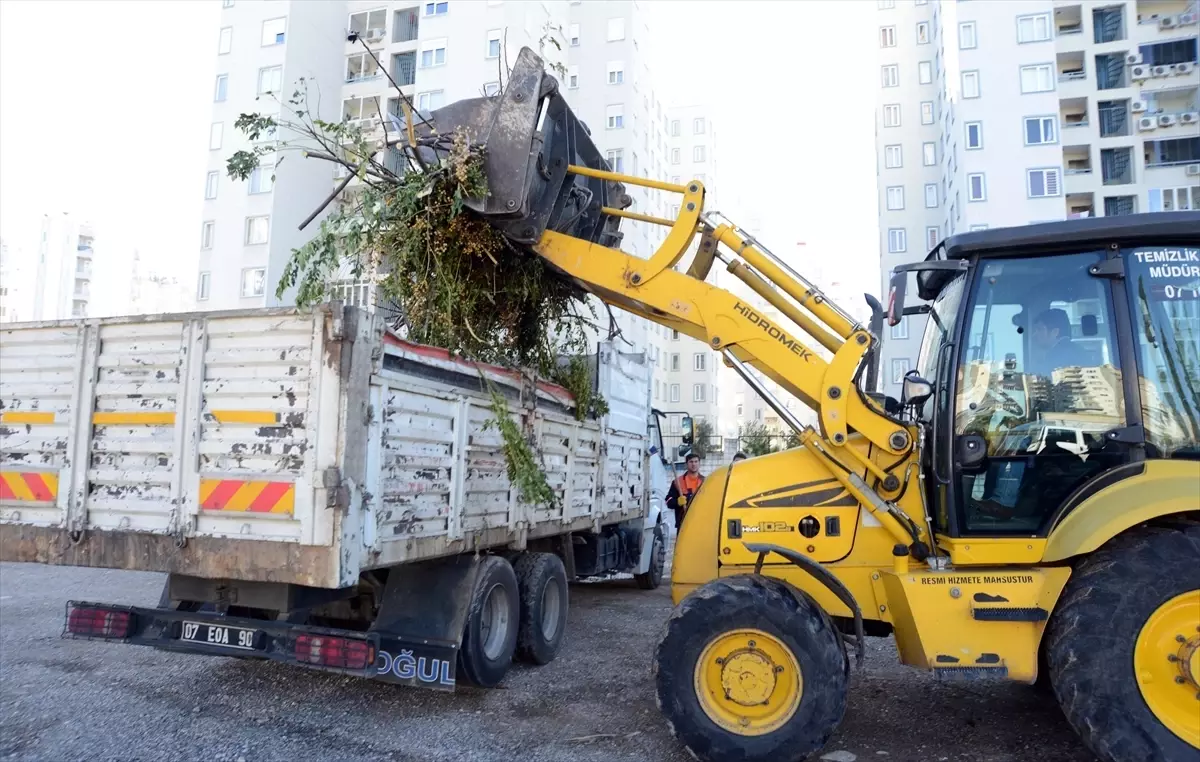Antalya'da çevreyi kirletenlere 1 milyon 395 bin lira ceza kesildi