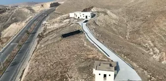 Batman Üniversitesi kampüsündeki iki su kuyusunun enerjisi güneşten karşılanıyor