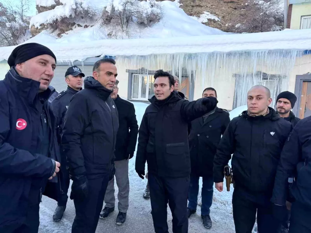 Çatak'ta çığ afeti sonrası saha incelemesi yapıldı