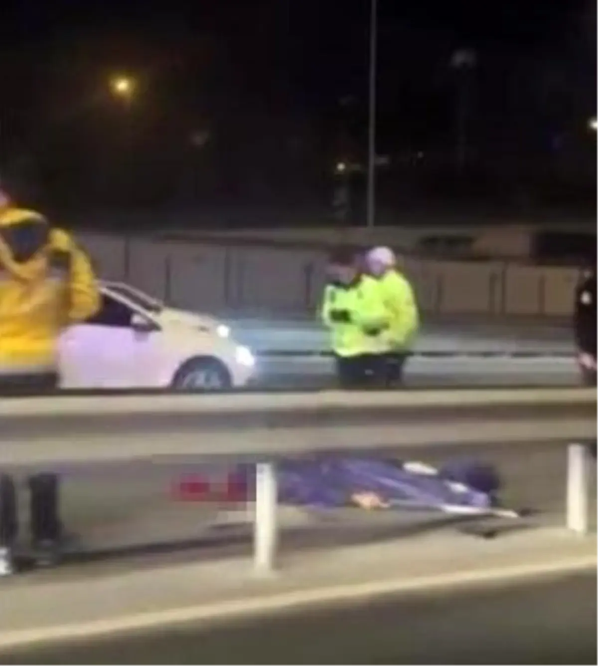 D-100 karayolunda otomobil ile çarpışan motosikletli hayatını kaybetti