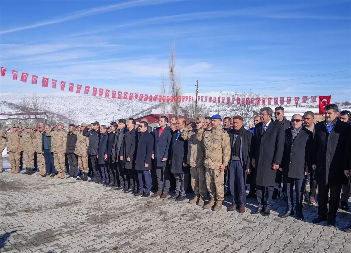 Hamzalı'da Terör Kurbanları Anıldı
