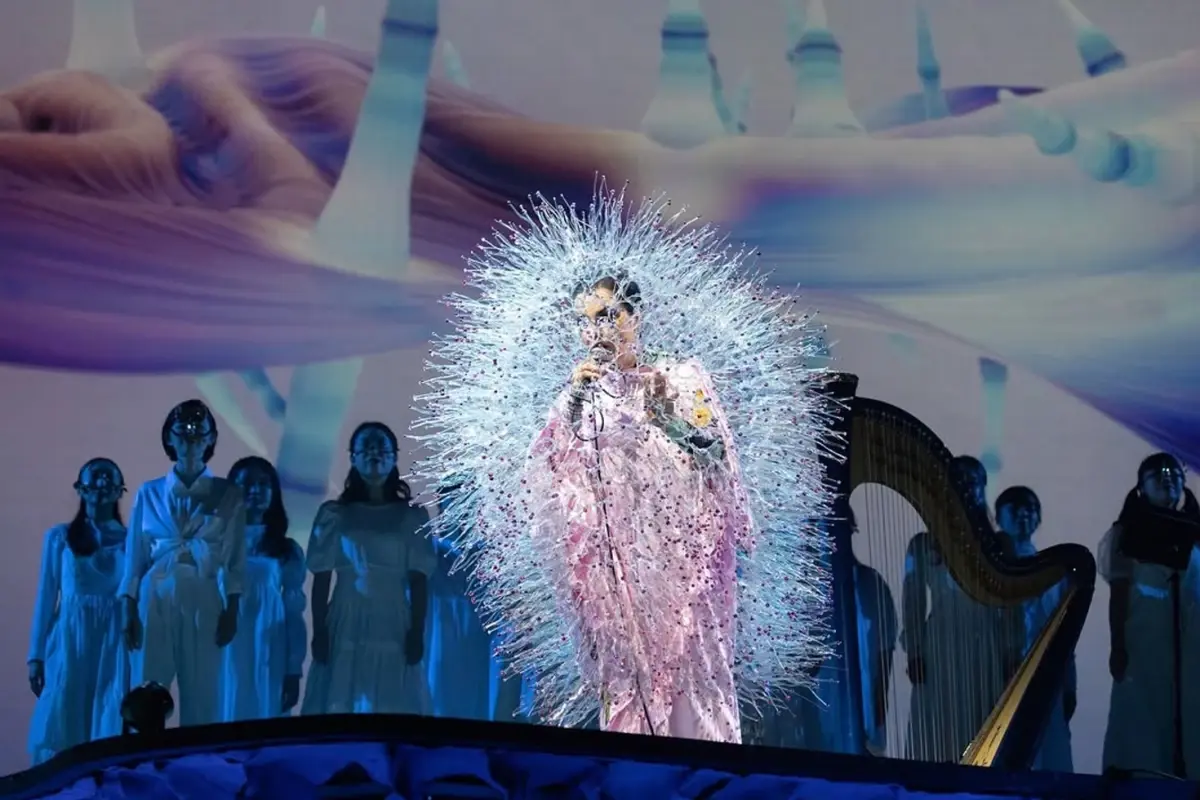 Dünyaca ünlü şarkıcıdan Trump'ın hedefindeki Grönland'a çağrı: Bağımsızlığınızı ilan edin