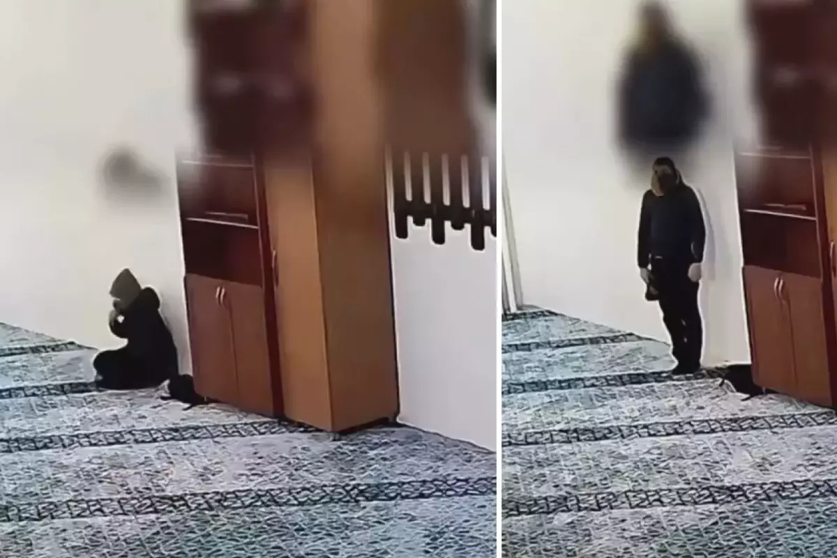 Duyar duymaz ayağa kalktı, İstiklal Marşı'na eşlik etti