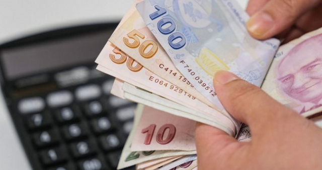 Emekliye seyyanen zam yapılacak mı? SSK, Bağ-Kur ve memur emeklisi maaşlarına seyyanen var mı? 4A, 4B, 4C emeklilerine refah payı zammı yapılacak mı?