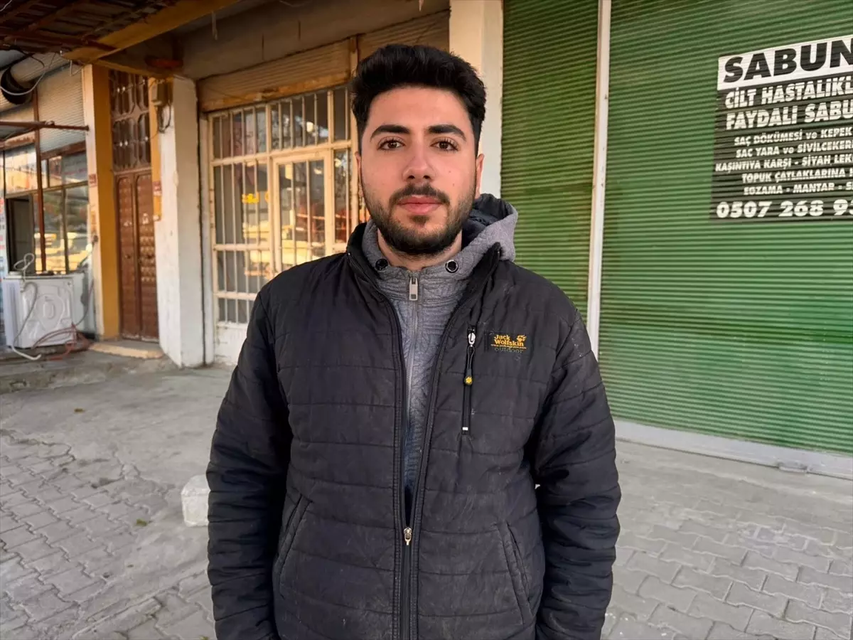 Hatay'da kuyumcudaki silahlı soygun güvenlik kamerasında